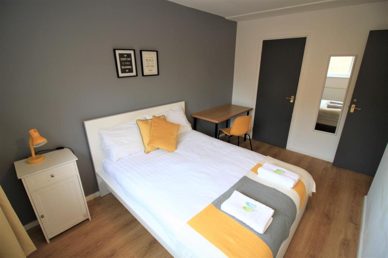 Hamilton House -3 Bed Close To Town, Drive Parking, 2 Toilets Newcastle-upon-Tyne Extérieur photo